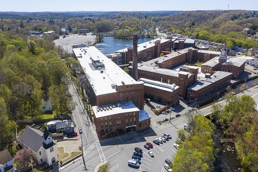 19 Walnut Street Maynard, MA 01754 - Photo 17 of 18