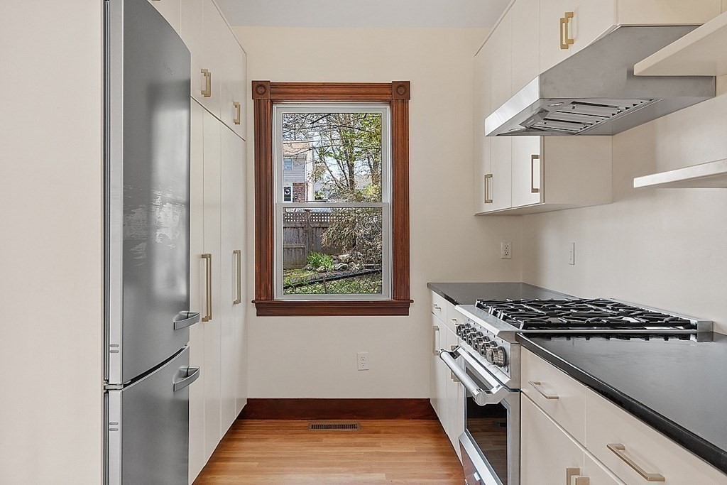 19 Walnut Street Maynard, MA 01754 - Photo 6 of 18