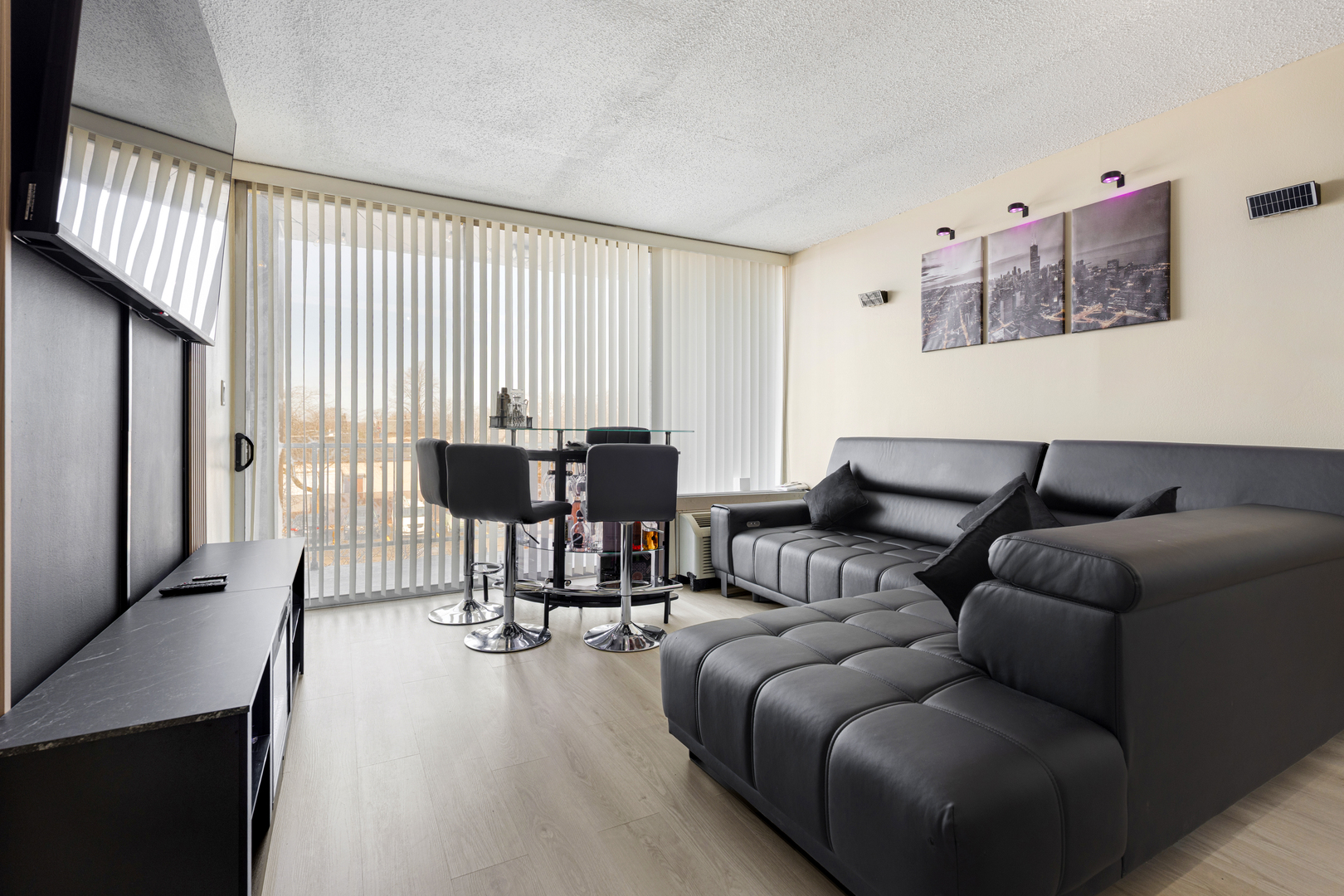 1043 South York Road, Unit 209 Bensenville, IL 60106 - Photo 5 of 21