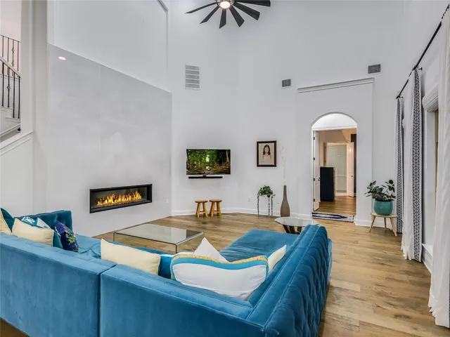 $10,000 | 2625 Arion Circle, Austin, TX 78730