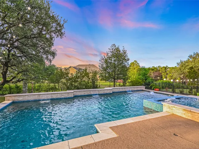 $10,000 | 2625 Arion Circle, Austin, TX 78730