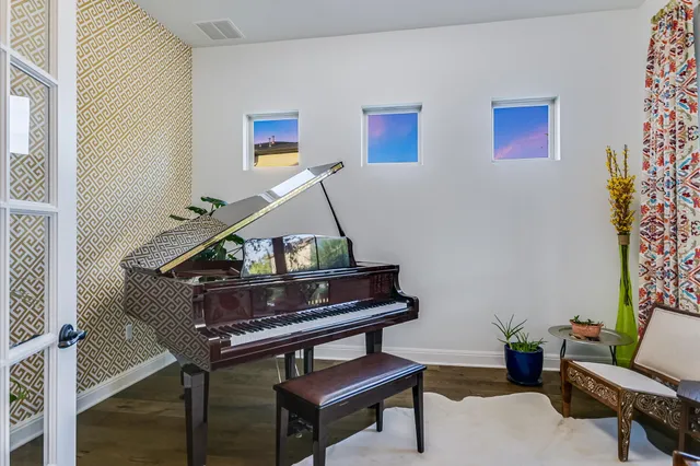 $10,000 | 2625 Arion Circle, Austin, TX 78730