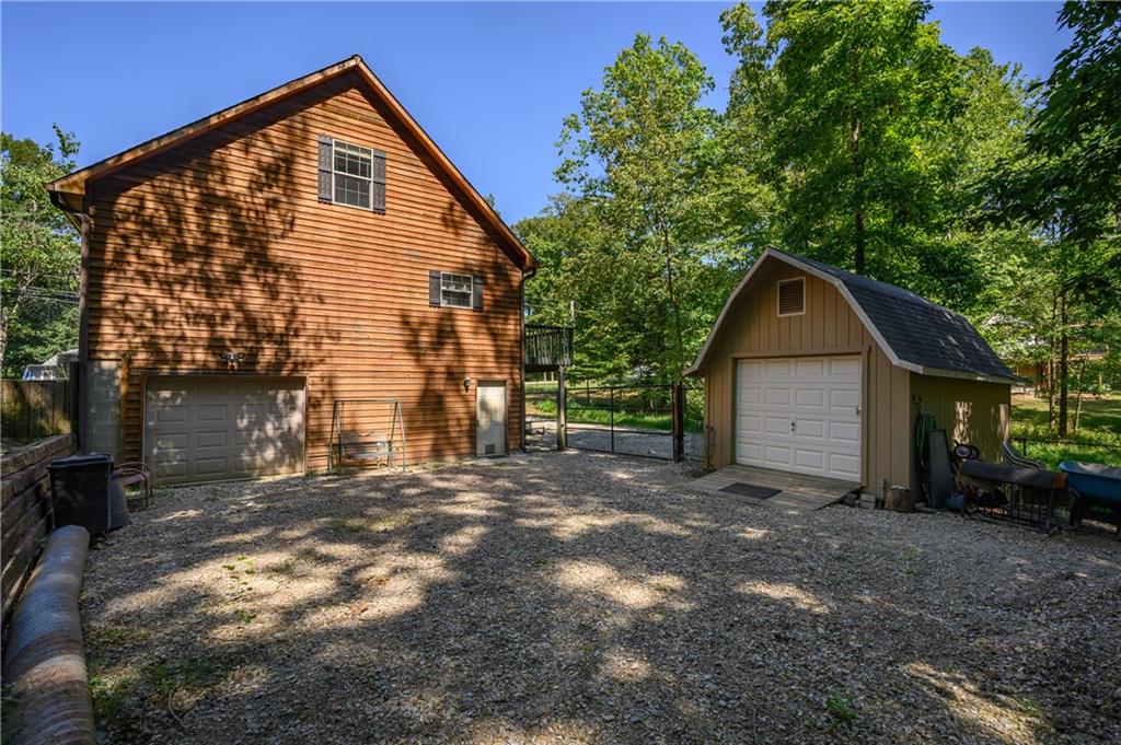 8070 Center Lake Road Nineveh, IN 46164 - Photo 3 of 44 Gallery Image 3
