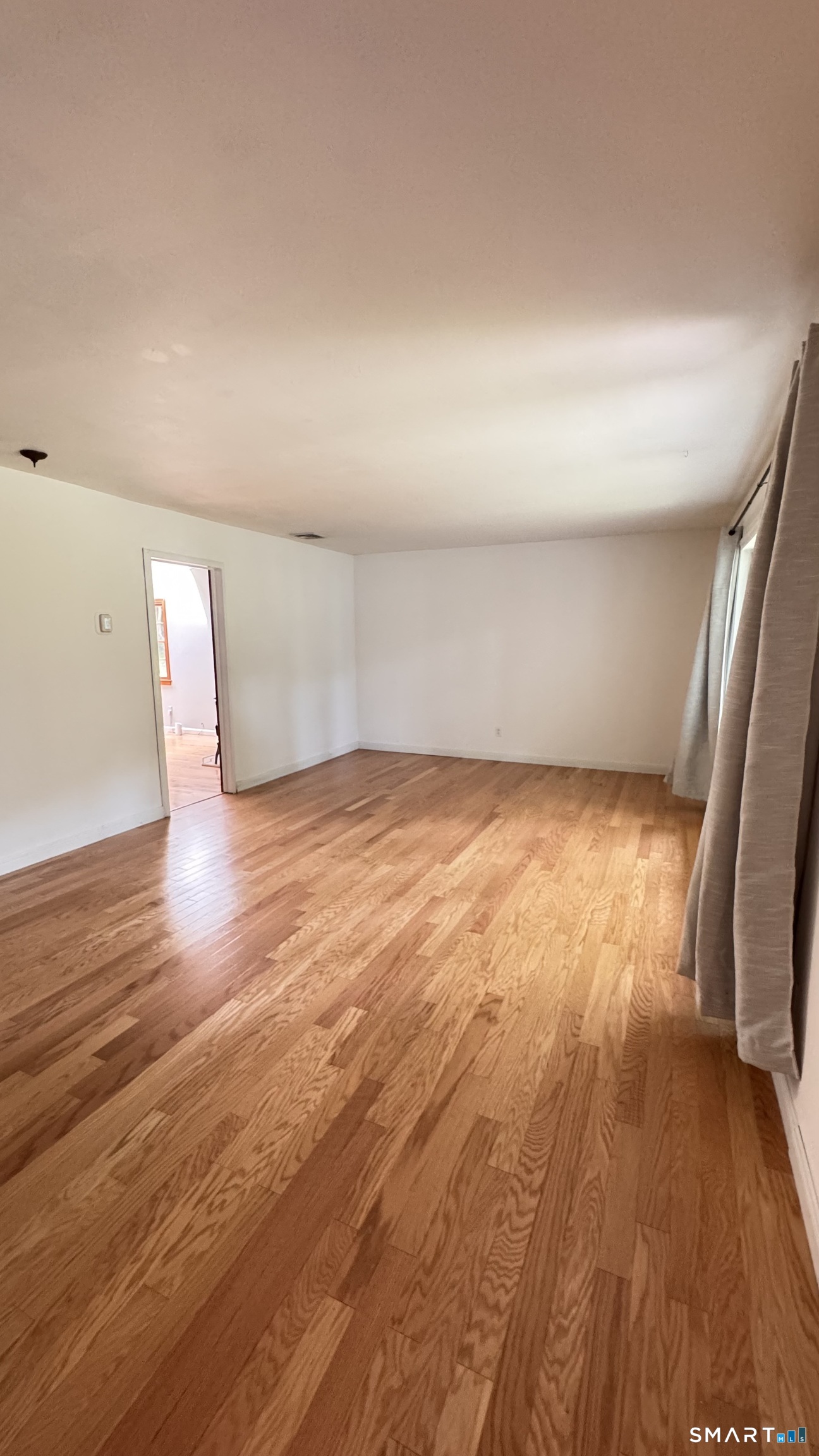 8 Midwood Road Norwalk, CT 06851 - Photo 14 of 23