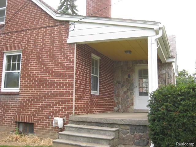 2215 Walnut Lake Road West Bloomfield, MI 48322 - Photo 5 of 20