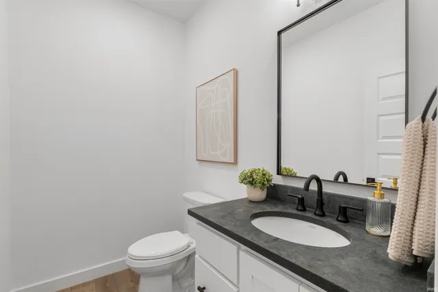 $799,900 | 1207 Cascata Trail, Huntertown, IN 46748