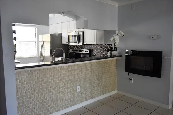 $1,600 | 10177 Sailwinds Boulevard South, Unit 203, Largo, FL 33773