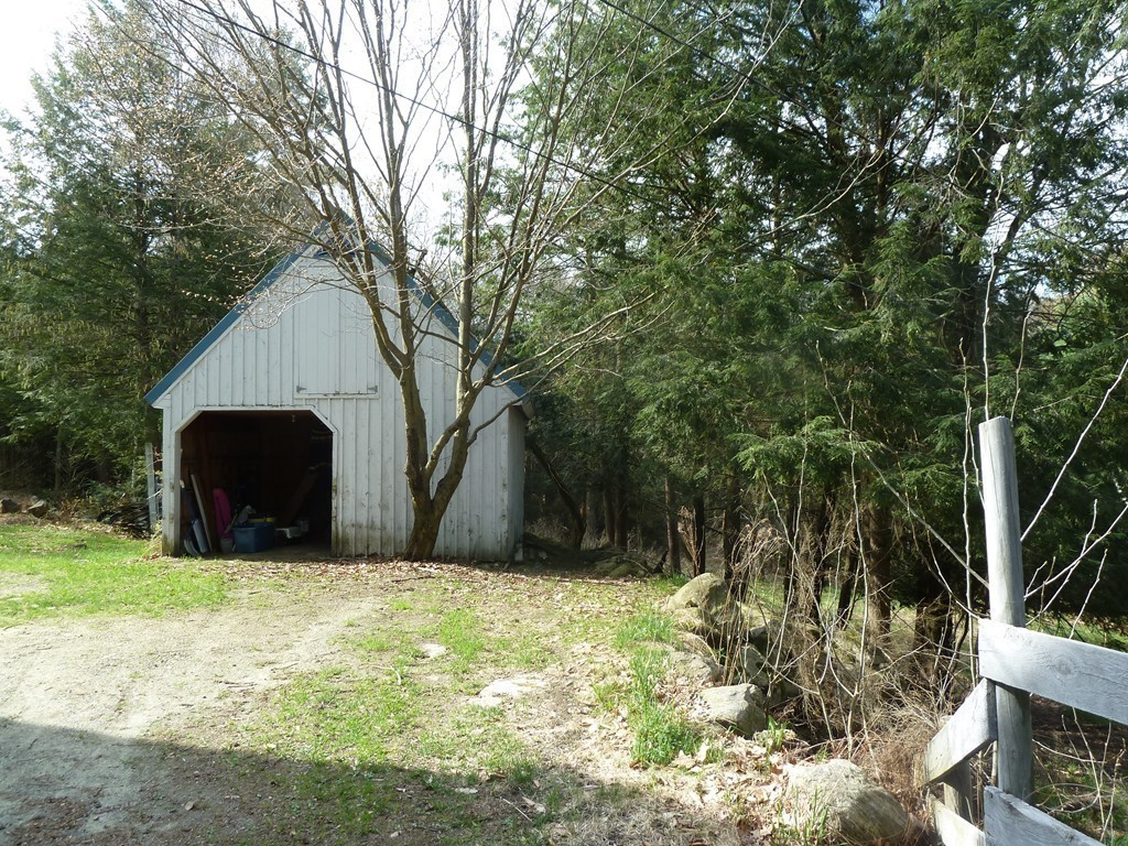 555 Northfield Road Warwick, MA 01378 - Photo 13 of 30 Gallery Image 13