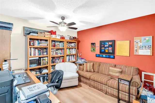 $389,900 | 3284 Gorse Court, Palm Harbor, FL 34684