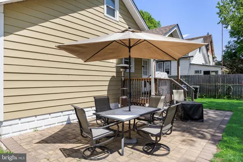 $300,000 | 511 Spruce Street, Delanco, NJ 08075