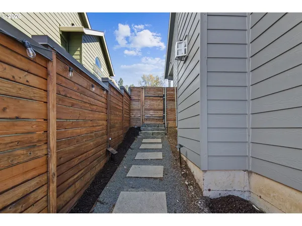 $639,000 | 6635 Larissa Lane, Gladstone, OR 97027