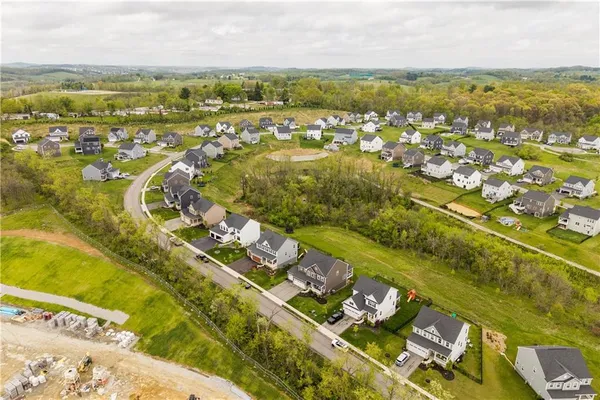 $638,000 | 353 Crossing Drive, Eighty Four, PA 15330