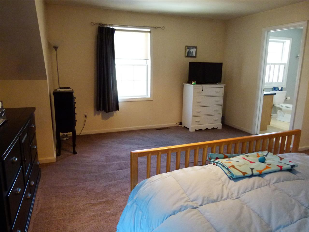 721 Mammoth Road, Unit 13 Manchester, NH 03104 - Photo 11 of 19