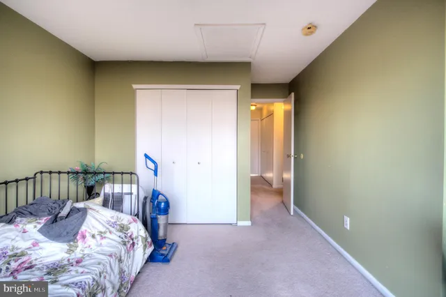 $230,000 | 49 Winterberry Court, Glassboro, NJ 08028