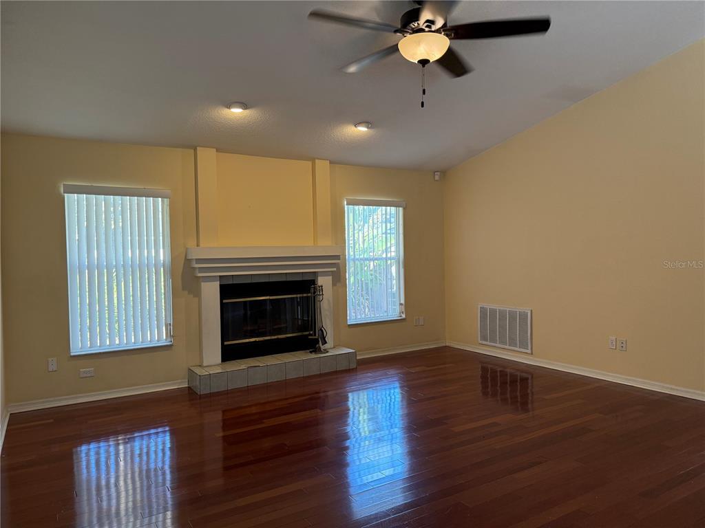 18230 Dolly Brook Lane Lutz, FL 33549 - Photo 13 of 35