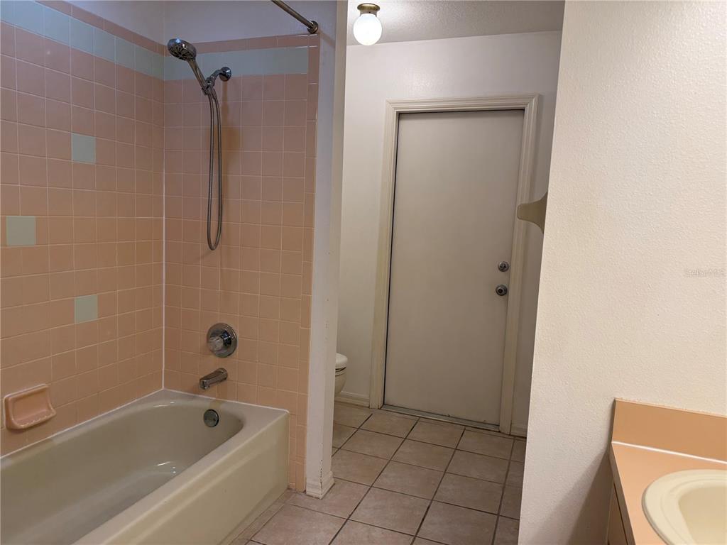 18230 Dolly Brook Lane Lutz, FL 33549 - Photo 18 of 35