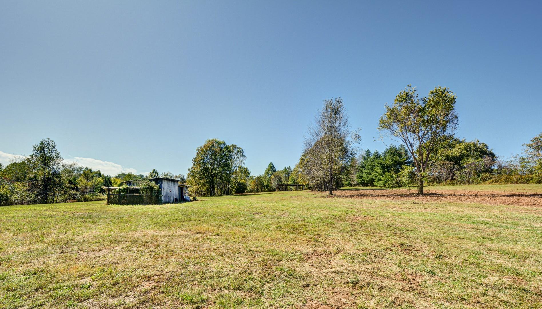 5780 Watkins Ford Road Southside, TN 37171 - Photo 6 of 30 Gallery Image 6