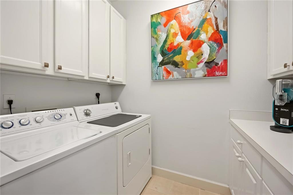 6322 Laguna Drive, Unit 1 Longboat Key, FL 34228 - Photo 32 of 70