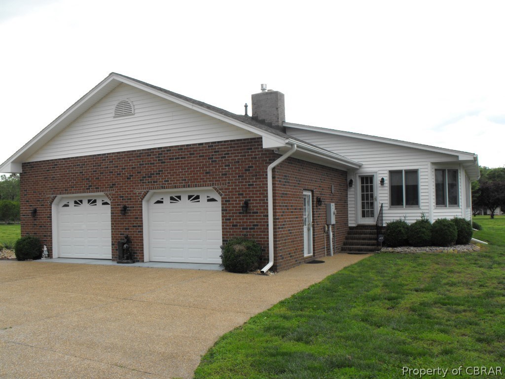 8279 Spring Hill Farm Road East Gloucester, VA 23061 - Photo 21 of 23
