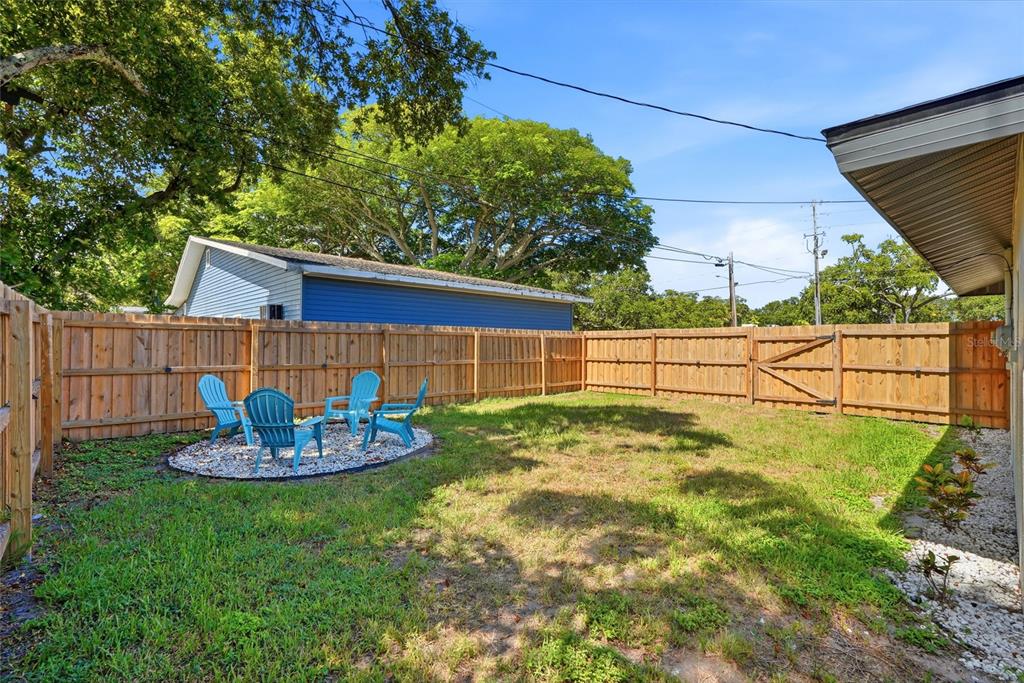 2117 North Hercules Avenue Clearwater, FL 33763 - Photo 31 of 43
