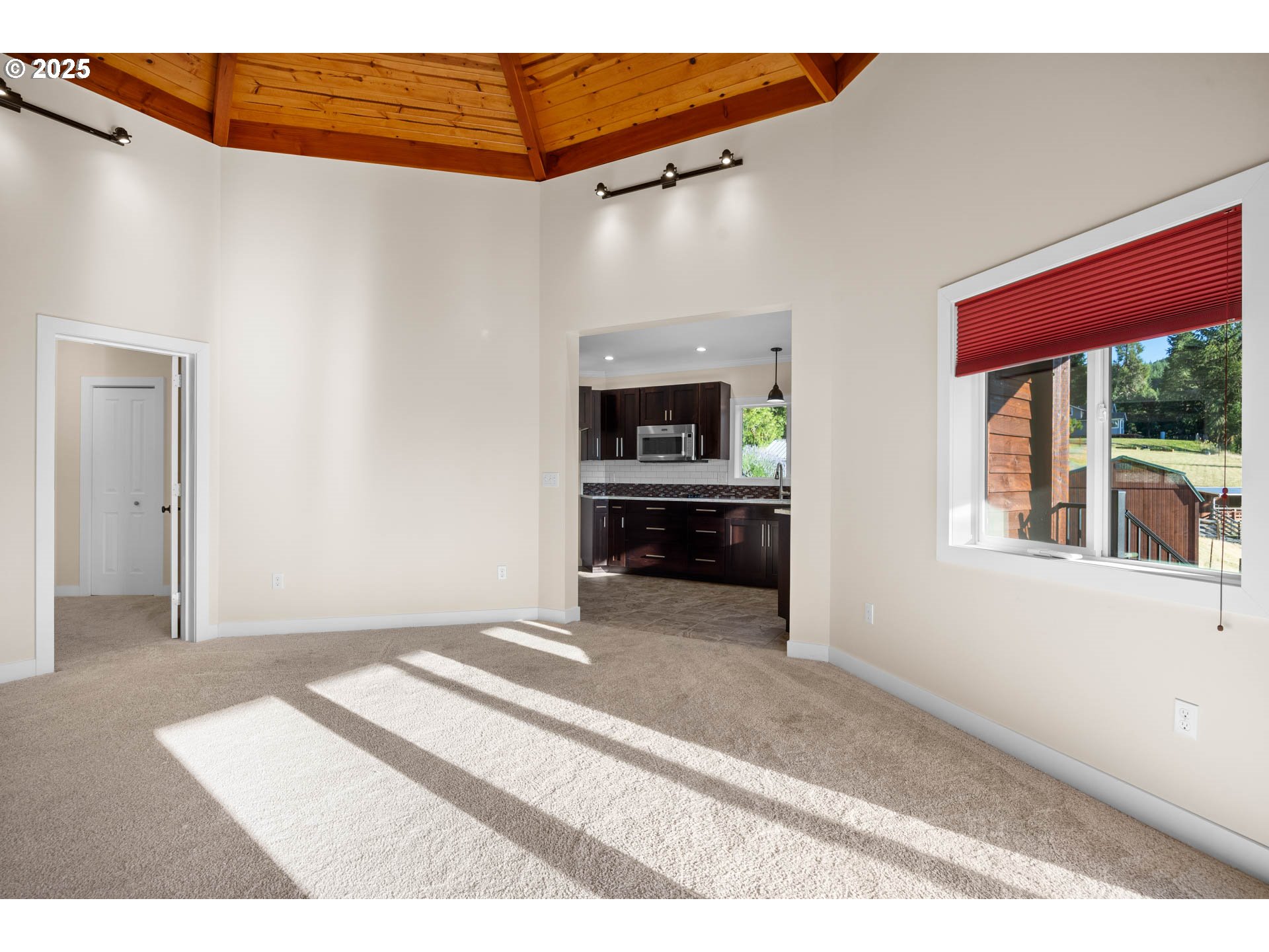 6477 Elkhead Road Yoncalla, OR 97499 - Photo 8 of 35 a view of a livingroom with furniture and front door