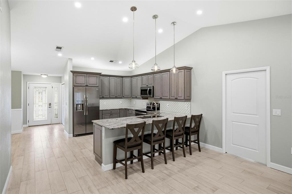 3945 Warren Street Sarasota, FL 34233 - Photo 11 of 41