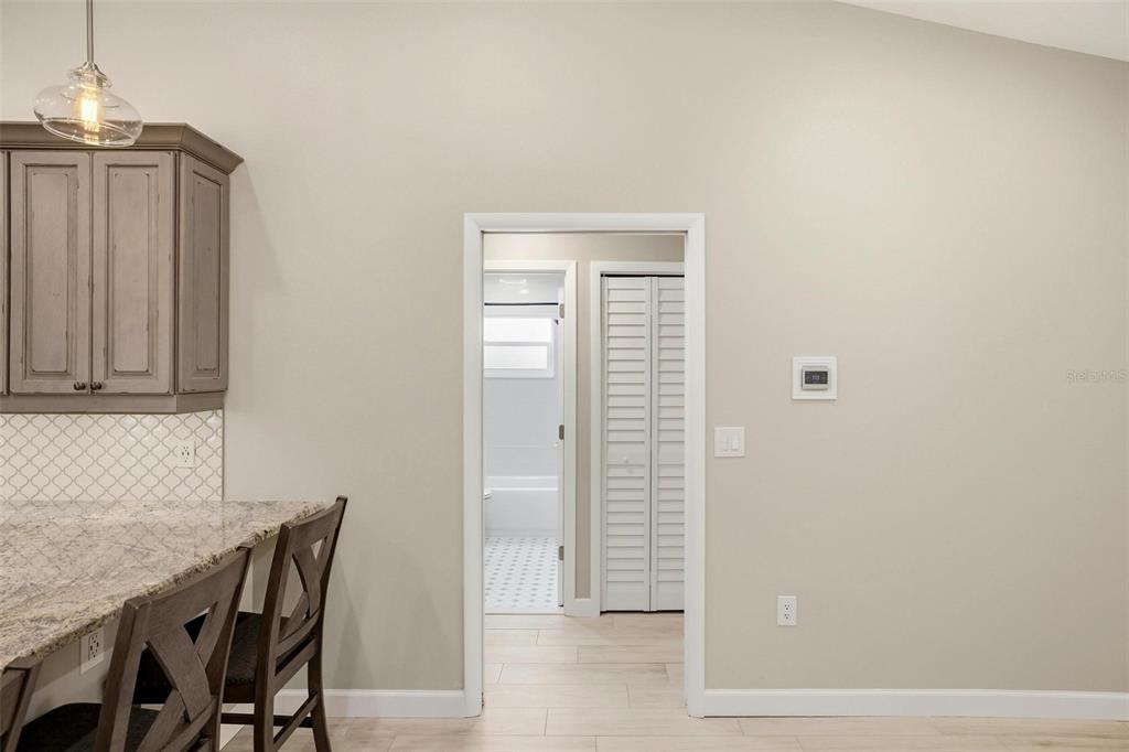 3945 Warren Street Sarasota, FL 34233 - Photo 23 of 41