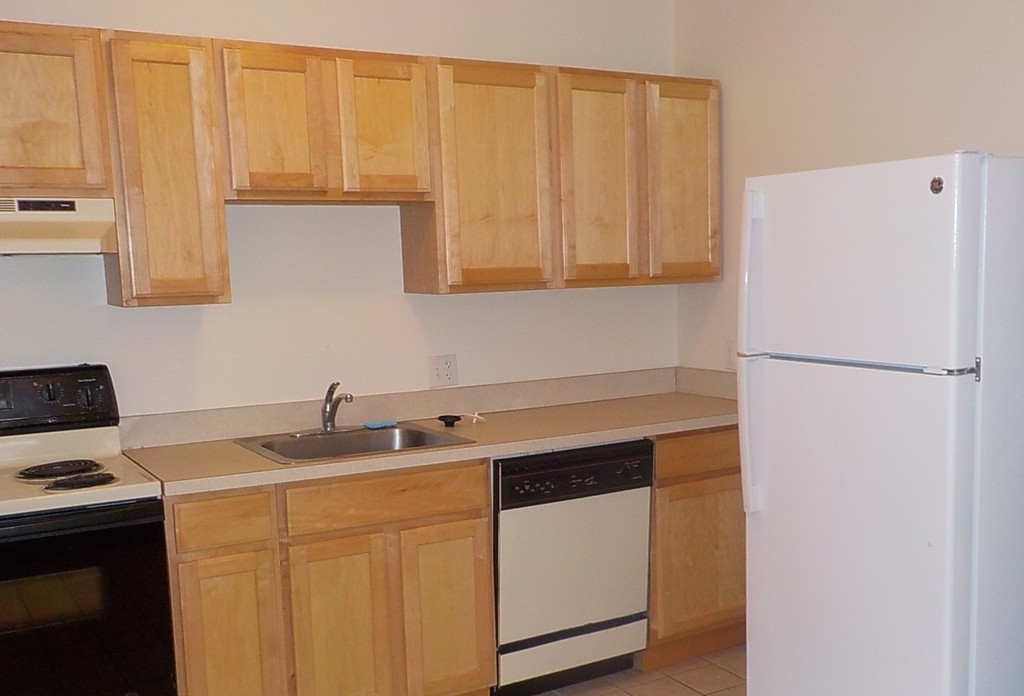 17 Davis Road, Unit A14 Acton, MA 01720 - Photo 5 of 5 Gallery Image 5
