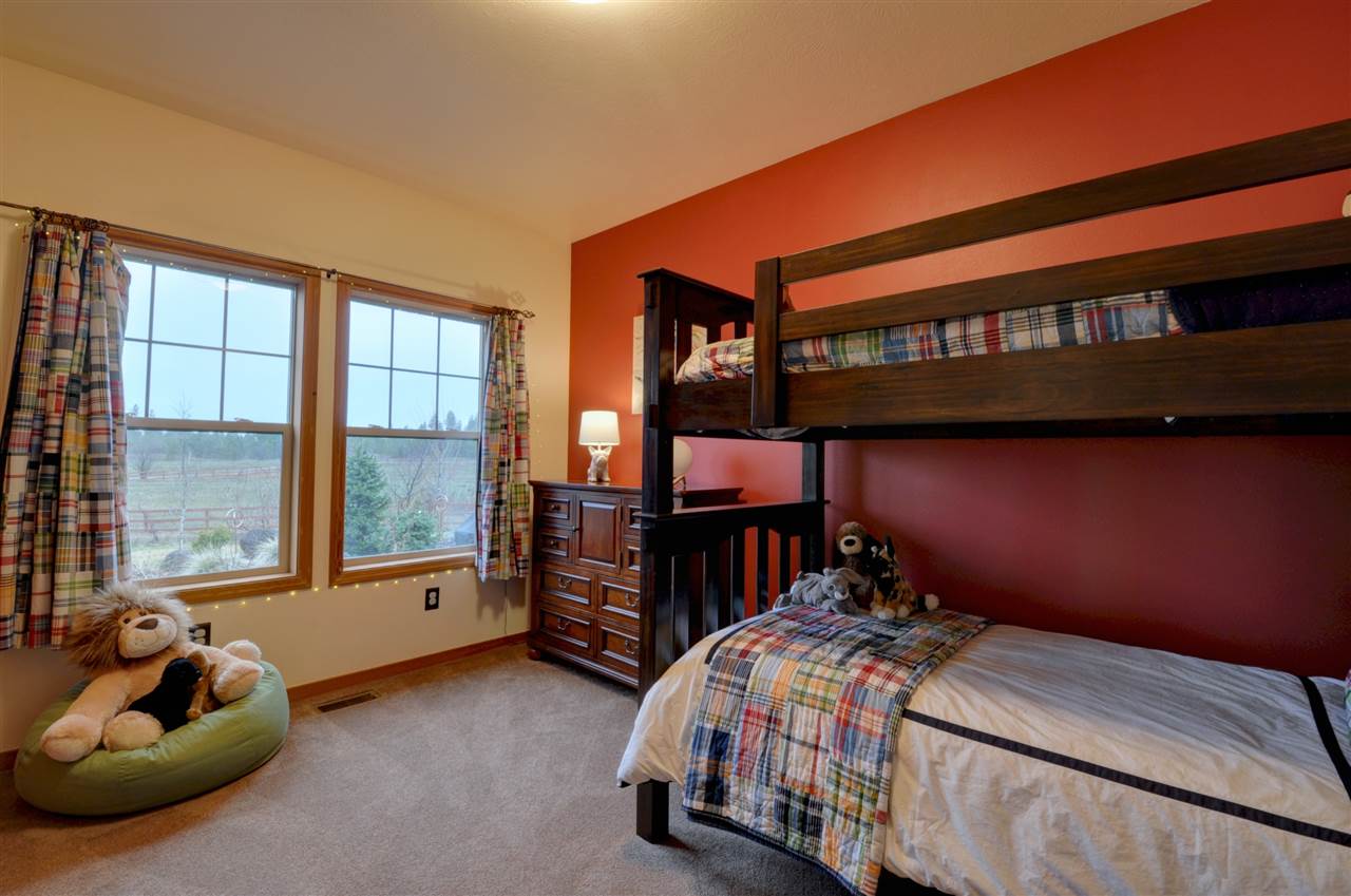 12604 South Sherman Road Spokane, WA 99224 - Photo 12 of 20