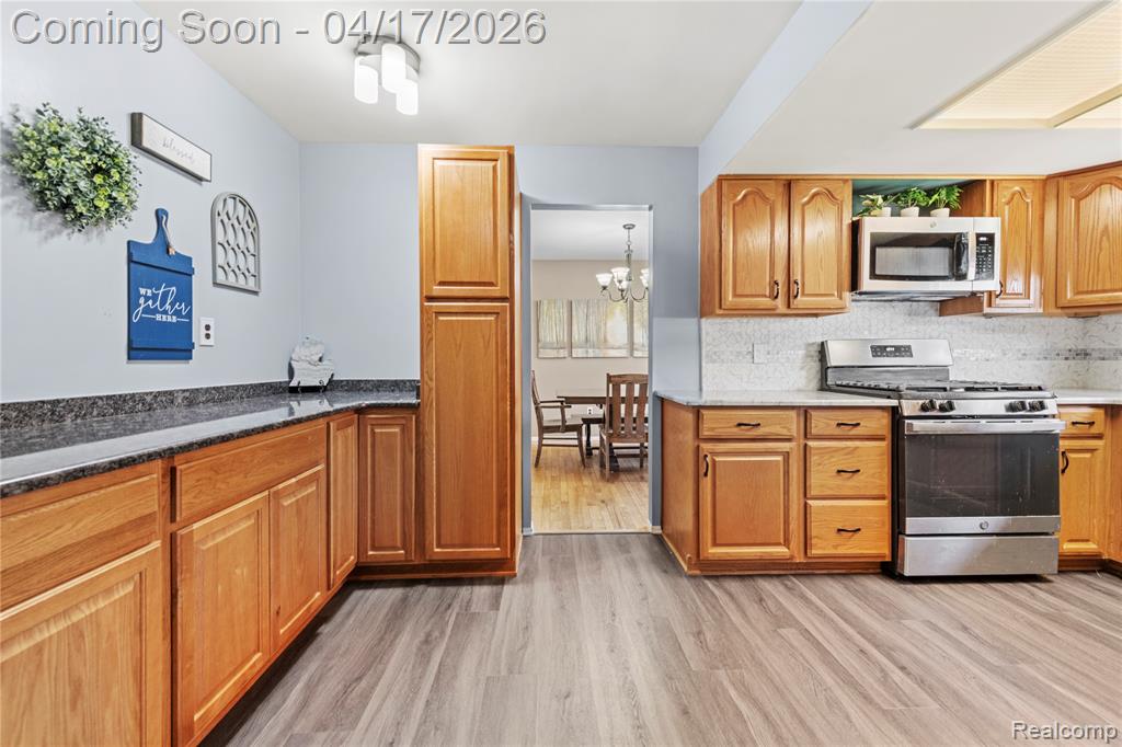 19534 Coachwood Road Riverview, MI 48193 - Photo 17 of 47