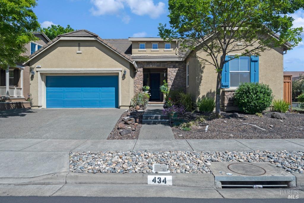 434 Decanter Circle Windsor, CA 95492 - Photo 1 of 1 a front view of a house with garden