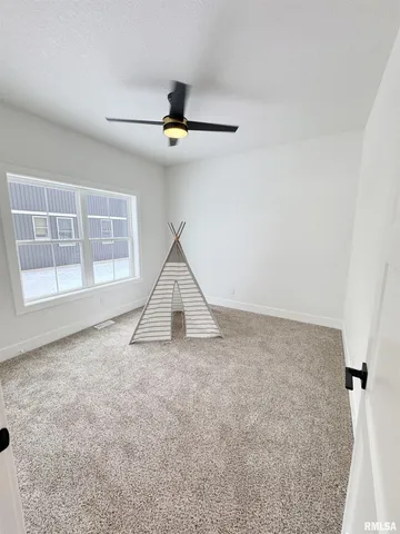 $359,500 | 620 West North Street, Mount Sterling, IL 62353