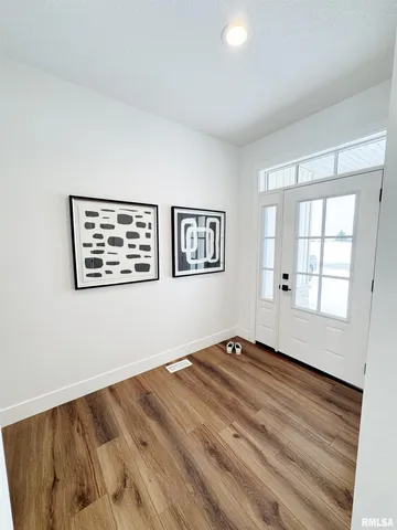 $359,500 | 620 West North Street, Mount Sterling, IL 62353