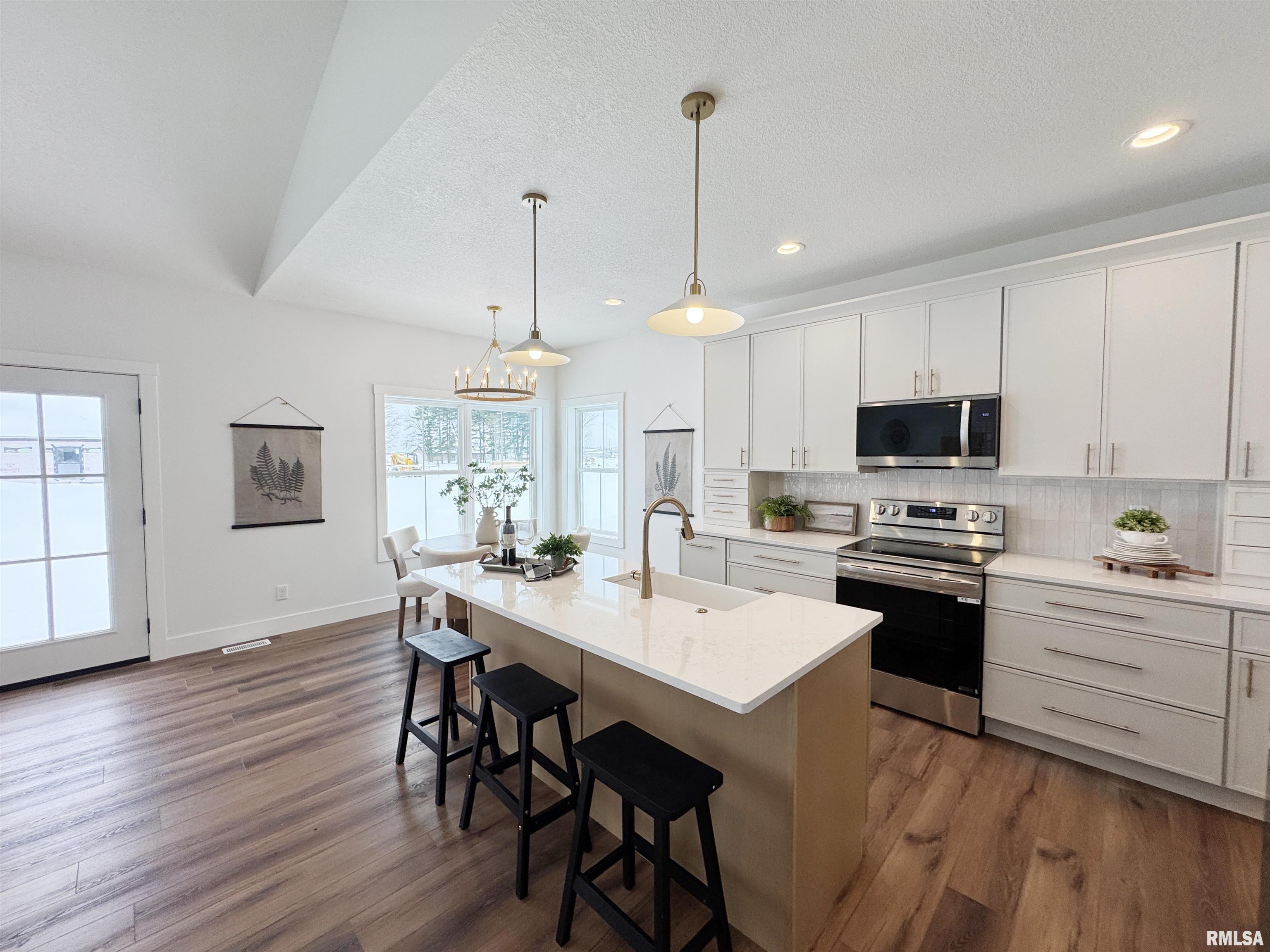 620 West North Street Mount Sterling, IL 62353 - Photo 8 of 20