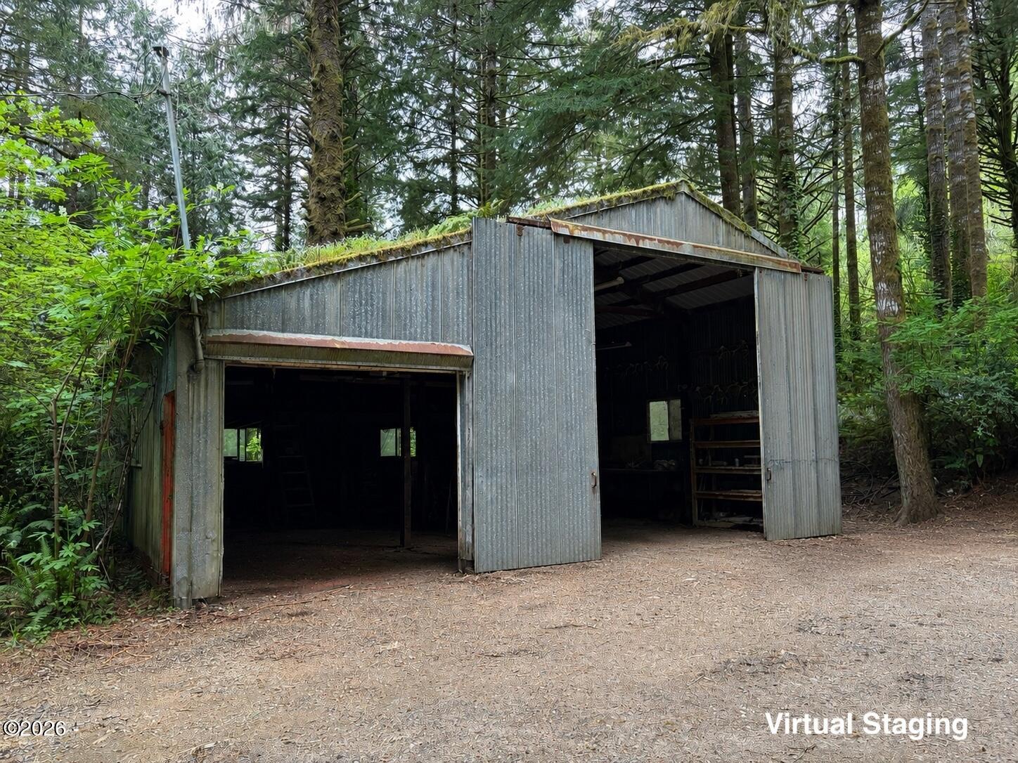 1916 Northeast Wagon Road Toledo, OR 97391 - Photo 3 of 33