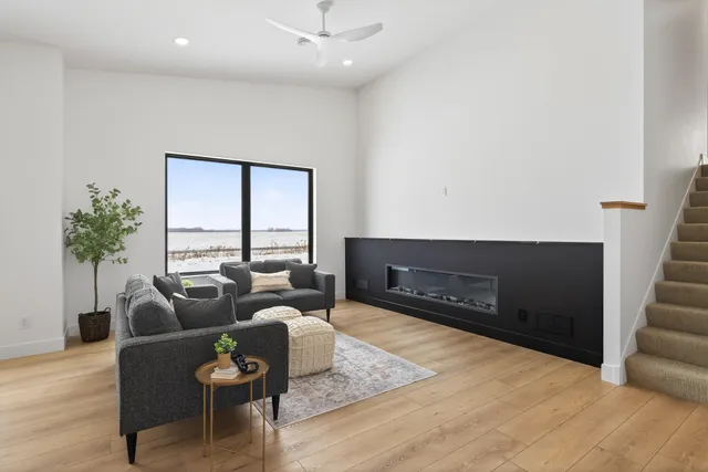 $640,000 | 9938 14th Circle Northeast, St. Michael, MN 55376