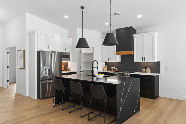 $640,000 | 9938 14th Circle Northeast, St. Michael, MN 55376