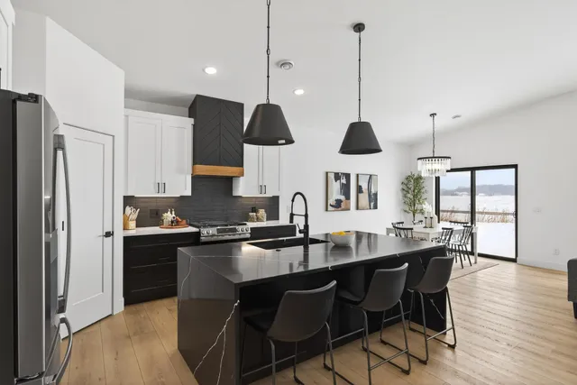 $640,000 | 9938 14th Circle Northeast, St. Michael, MN 55376