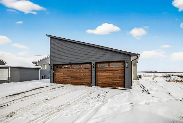$640,000 | 9938 14th Circle Northeast, St. Michael, MN 55376
