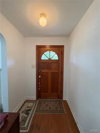 $350,000 | 1053 Chelsea Avenue, Glendale, MO 63122