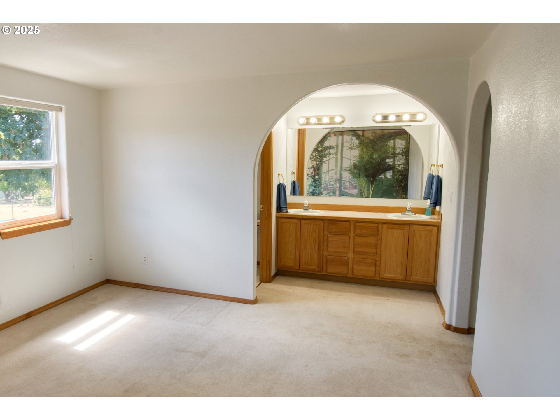 1413 Brislawn Loop Road White Salmon, WA 98672 - Photo 20 of 38 Gallery Image 20