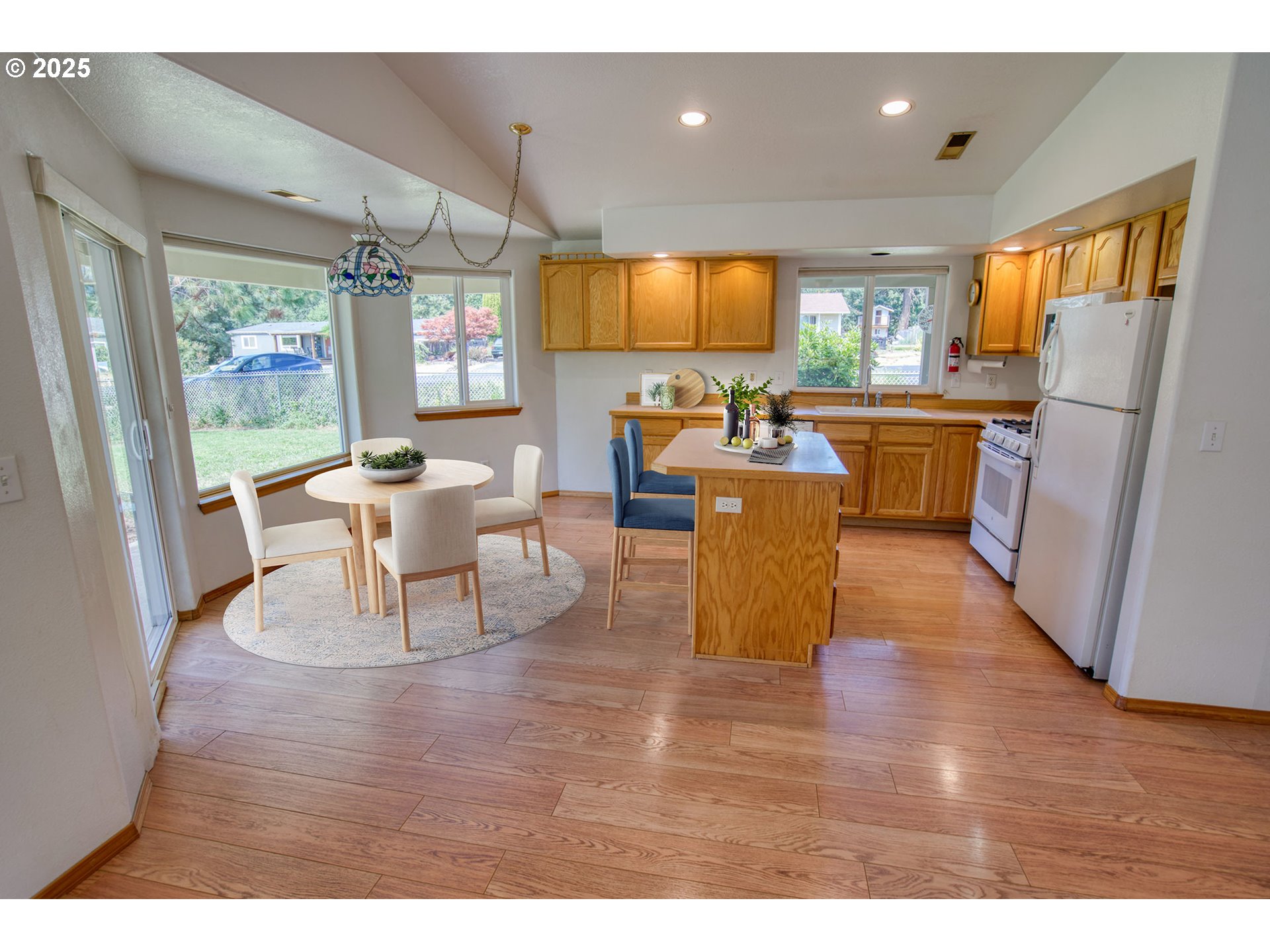 1413 Brislawn Loop Road White Salmon, WA 98672 - Photo 35 of 38 Gallery Image 35