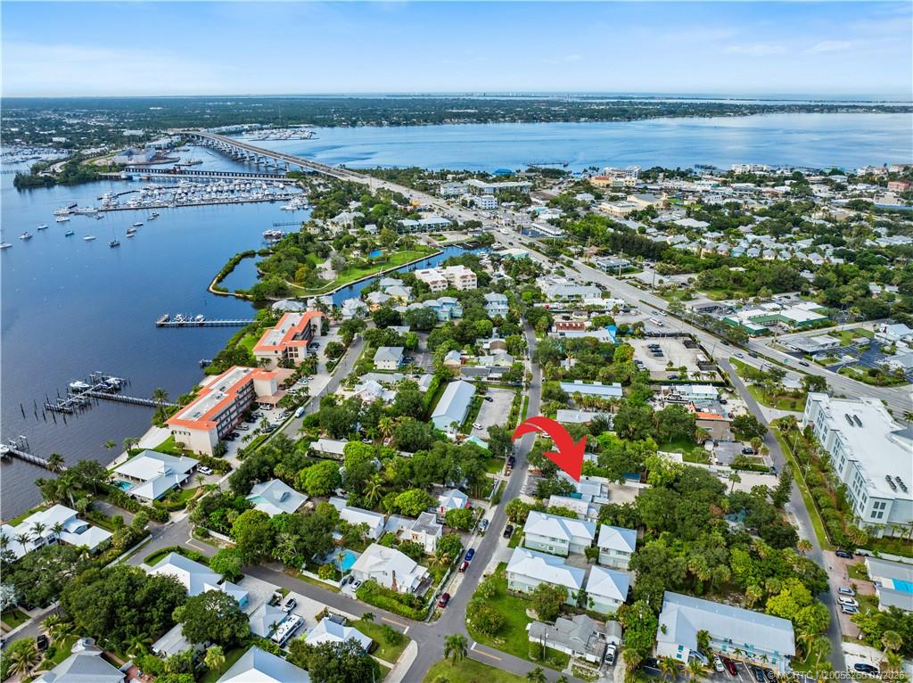 657 Southwest Cleveland Avenue Stuart, FL 34994 - Photo 31 of 34