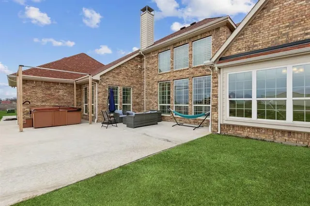 a close up of a washing machine