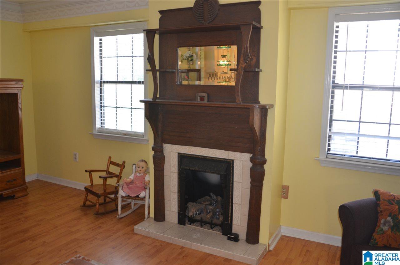 628 Cambridge Road Bessemer, AL 35023 - Photo 6 of 29