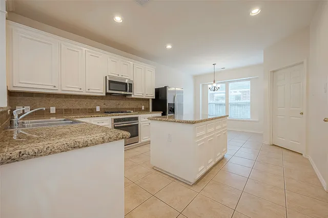 $2,950 | 21411 Willow Glade Drive, Katy, TX 77450