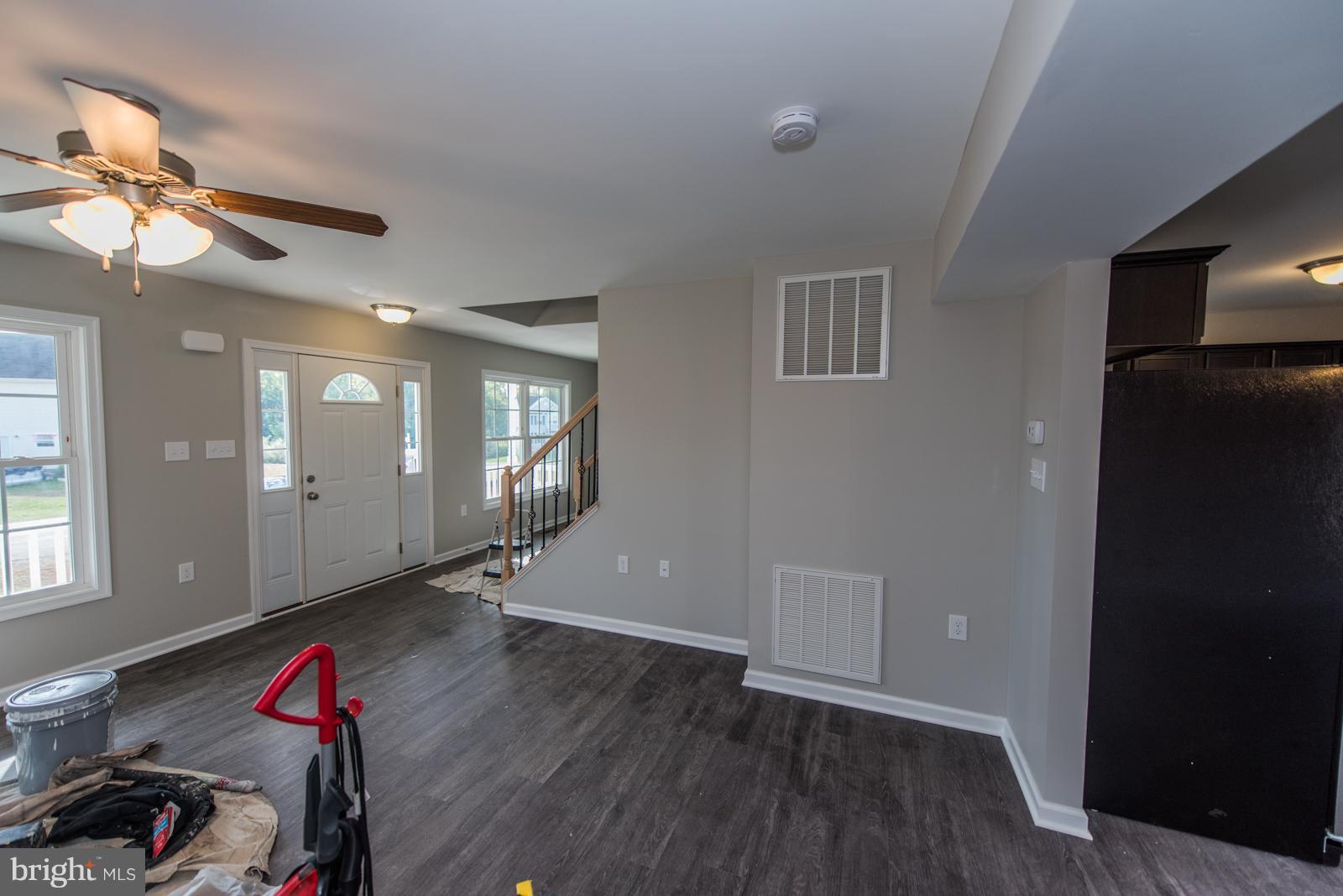 33 Shelby Road Inwood, WV 25428 - Photo 4 of 29 Interior (General)