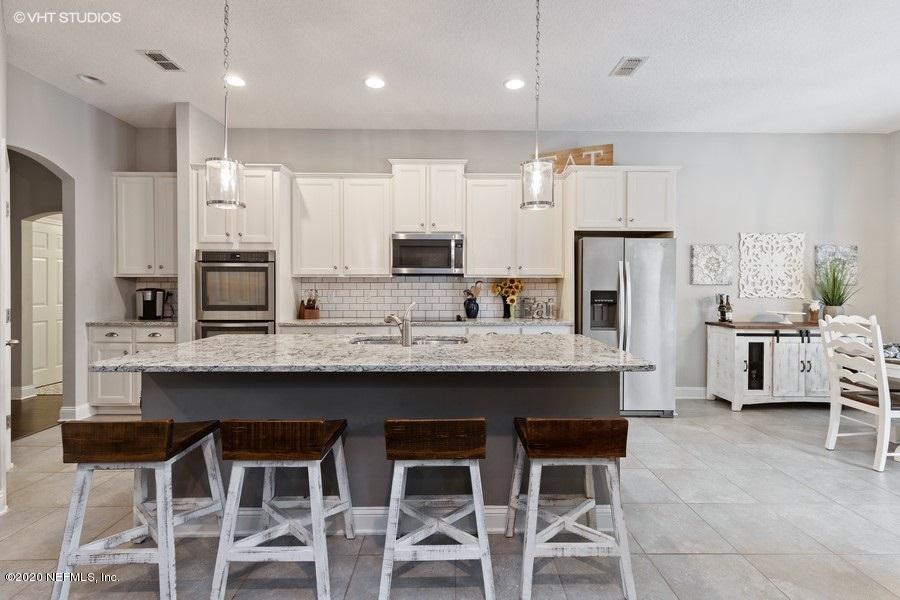 1604 Kilchurn Road Jacksonville, FL 32221 - Photo 11 of 38 Kitchen