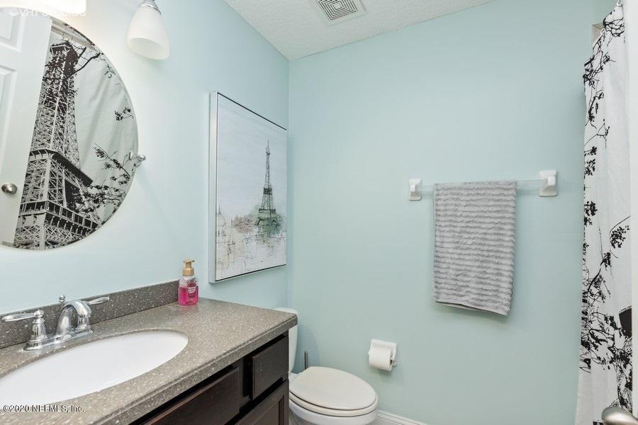 1604 Kilchurn Road Jacksonville, FL 32221 - Photo 24 of 38 Bathroom 2