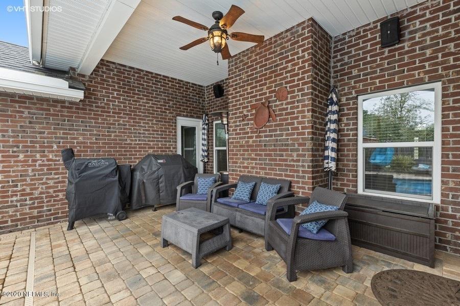 1604 Kilchurn Road Jacksonville, FL 32221 - Photo 30 of 38 Back Patio